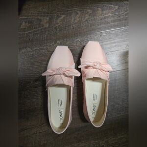 Tom's shoes flats light pink size 8